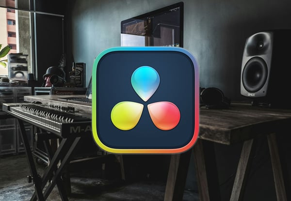 How to insert and add video clips between in DaVinci Resolve