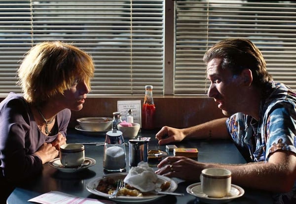 What do we mean by “non-linear storytelling” in film?